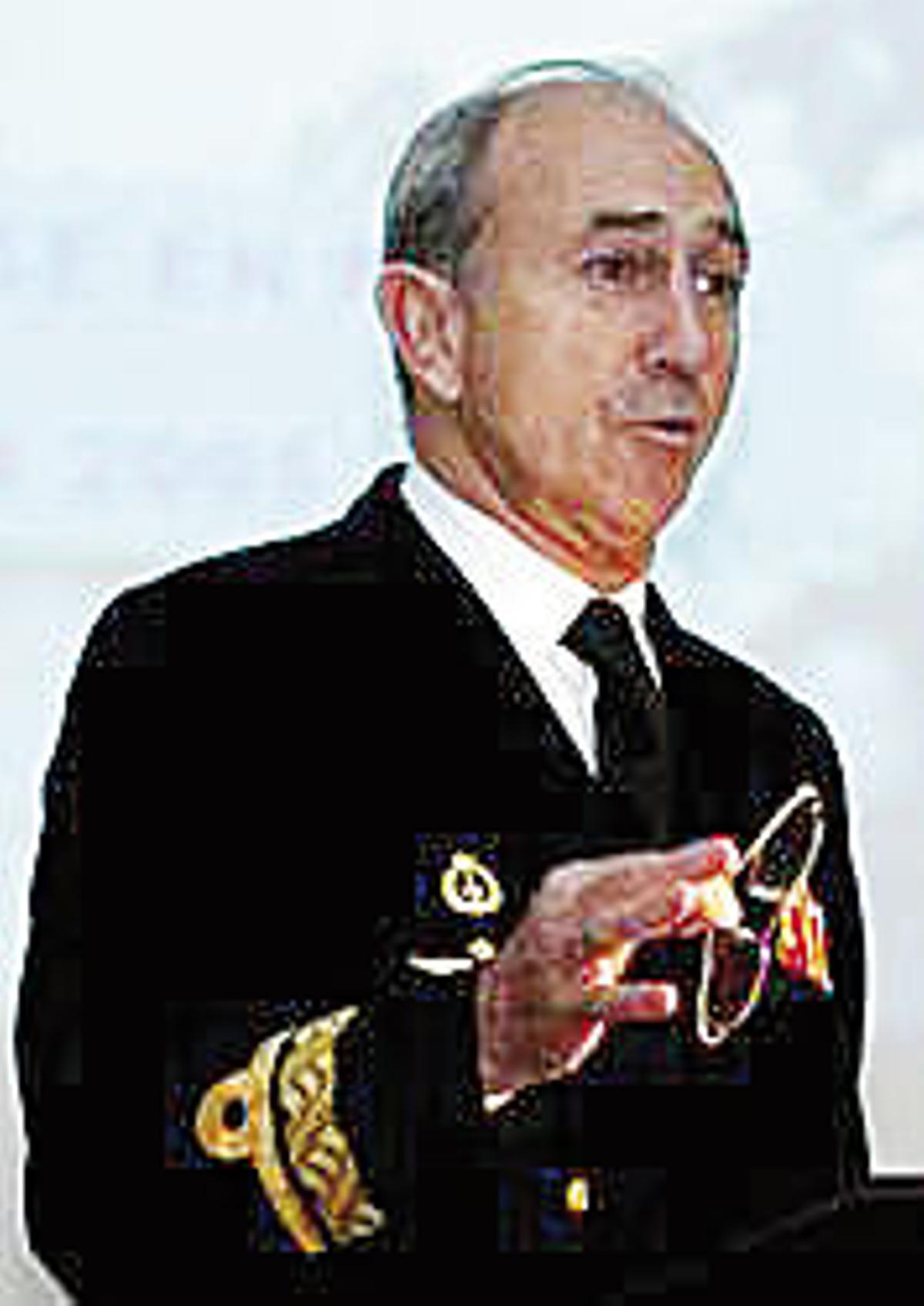ESTELADon Juan Carlos echa amarras en Sanxenxo