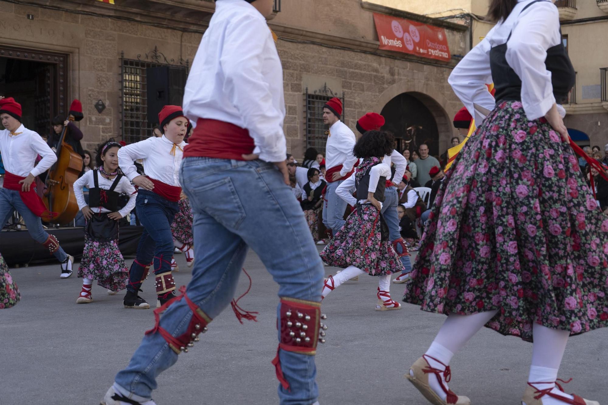 Totes les imatges de la trobada de balls de cascavells de Cardona