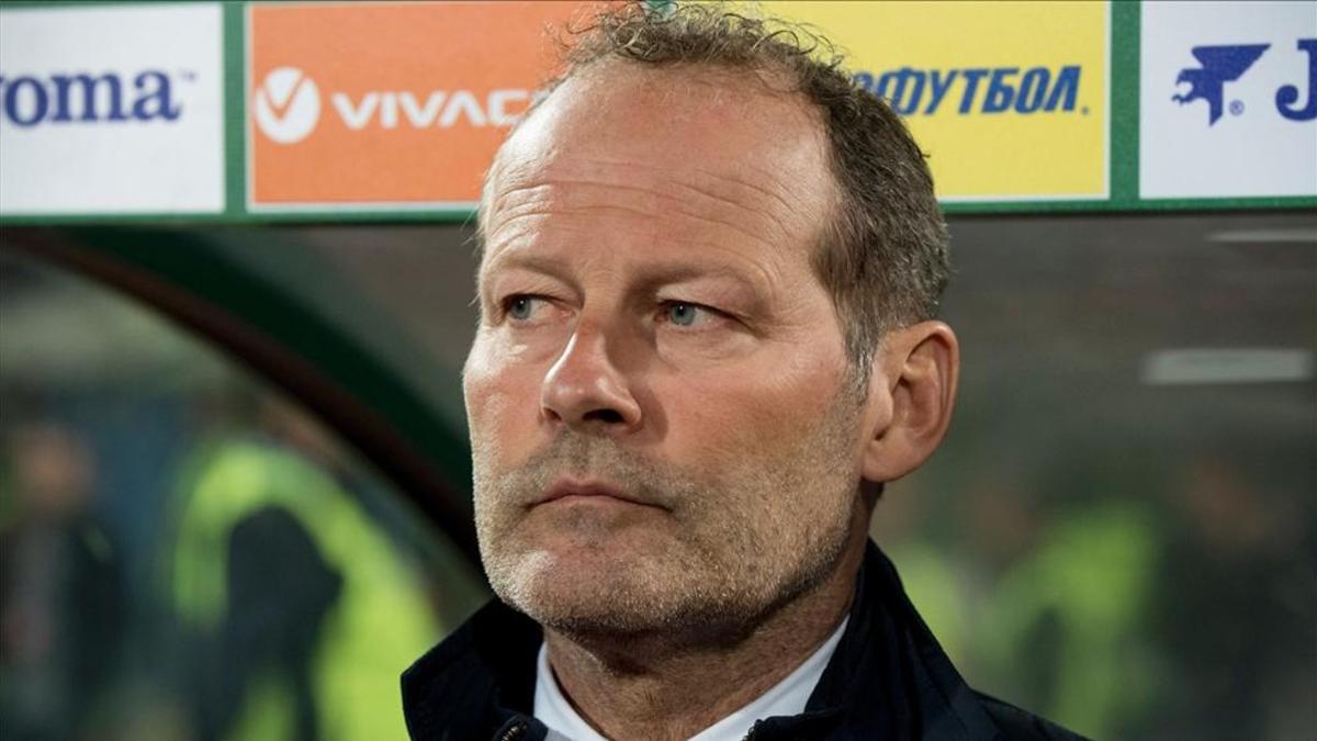 Danny Blind podría ser destituido como seleccionador holandés