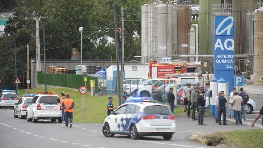 La empresa investiga la causa que provocó la muerte de un trabajador.