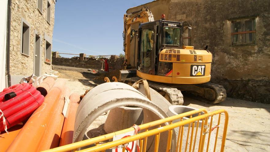 Roban casi todo el material del servicio de obras de Tapia