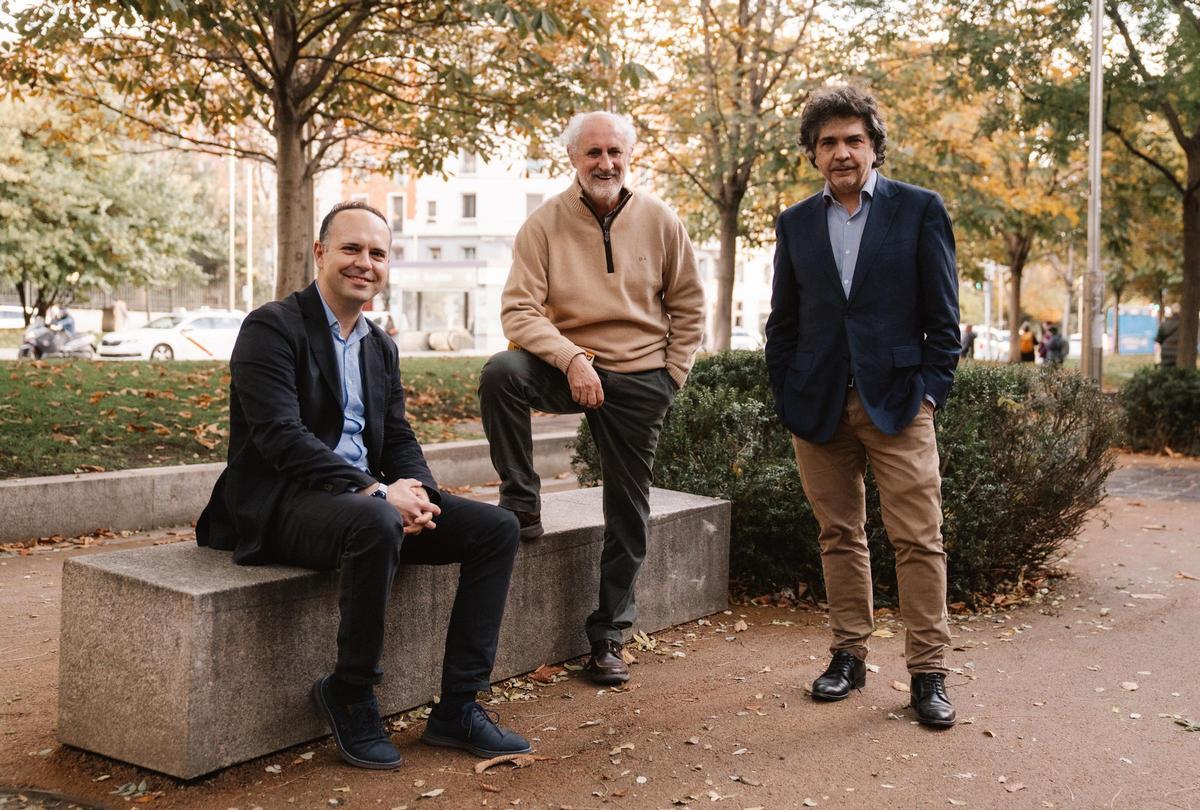 Calvo, Cueto y Garcés, en el momento de la entrevista.