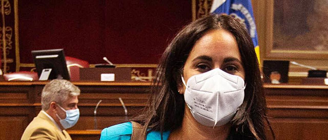 Vidina Espino, ayer, en el Parlamento canario. | | CARSTEN W. LAURITSEN