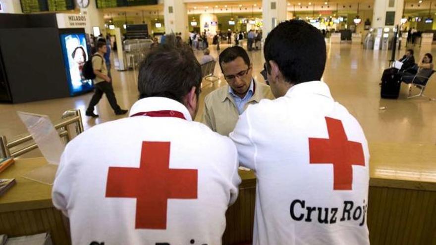 Acción. Cruz Roja es ejemplo de un colectivo que realiza una importante labor social.