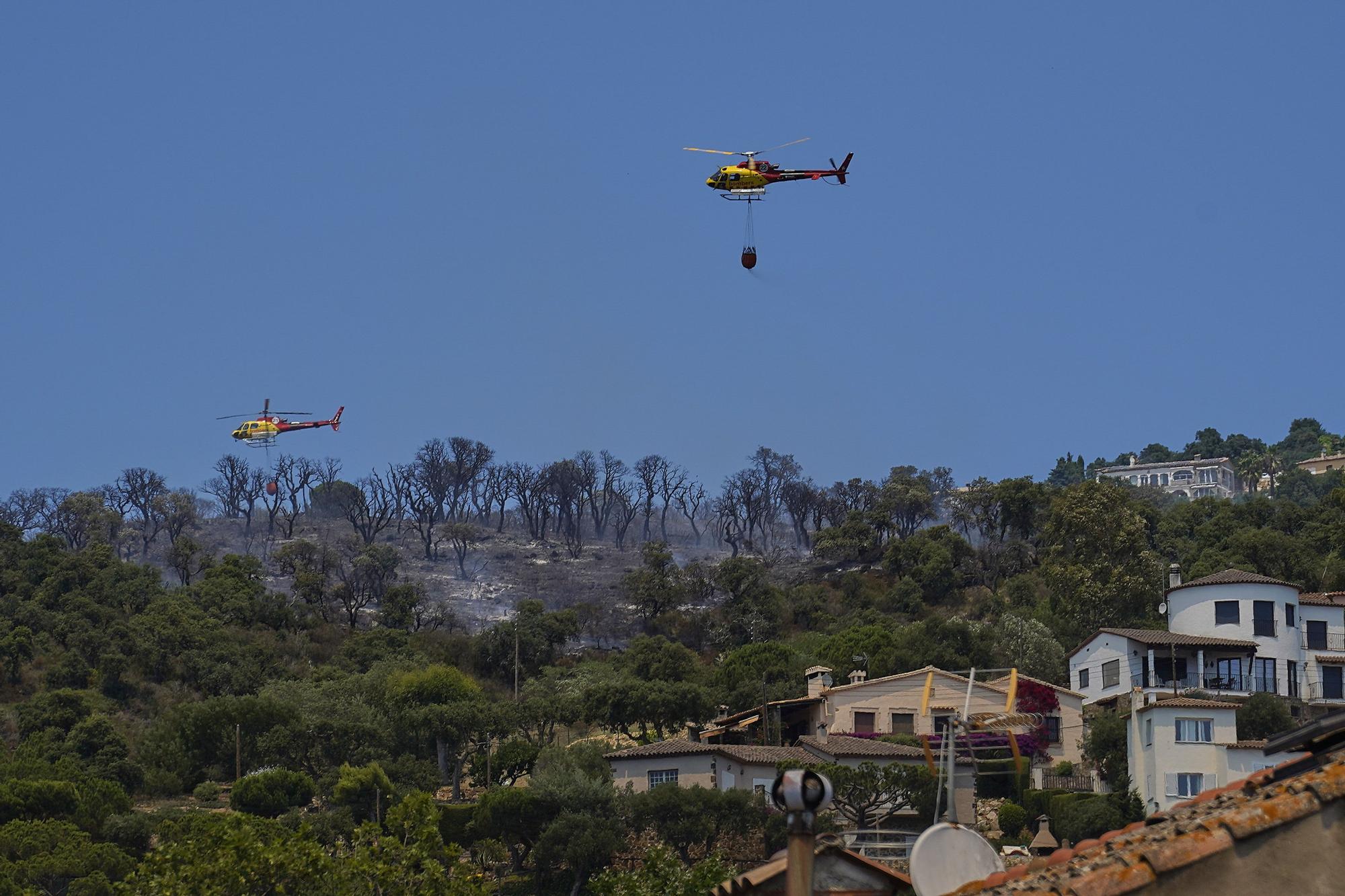 Les imatges de l'incendi de Castell d'Aro