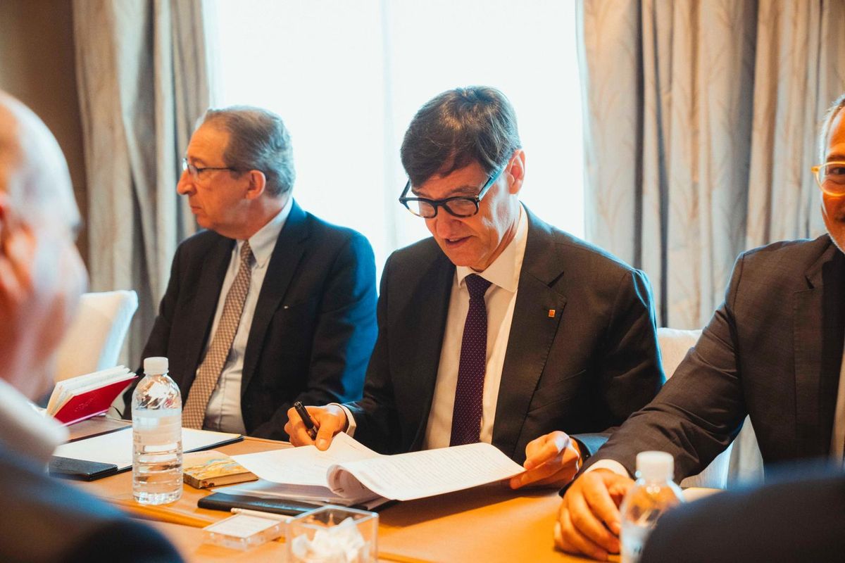 Illa comienza su último día en China con una agenda centrada en el sector de la automoción
