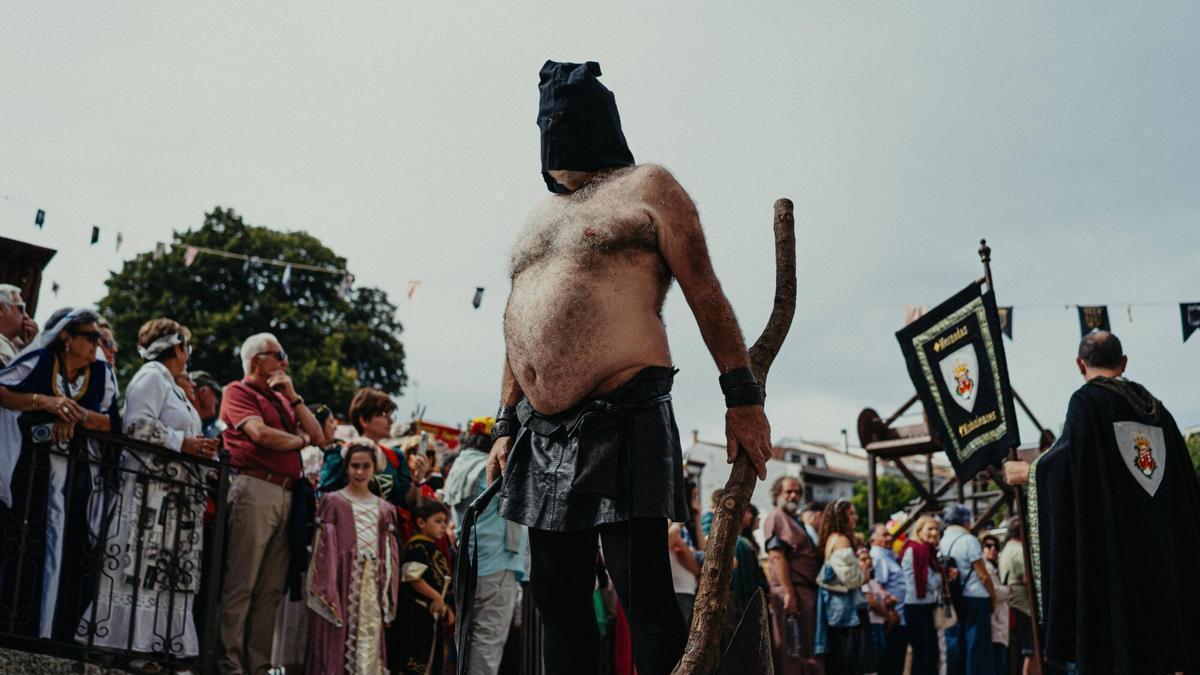 Ribadavia viaja al pasado en la 37ª edición de su Festa da Istoria: «Me gusta que sea un pueblo medieval»
