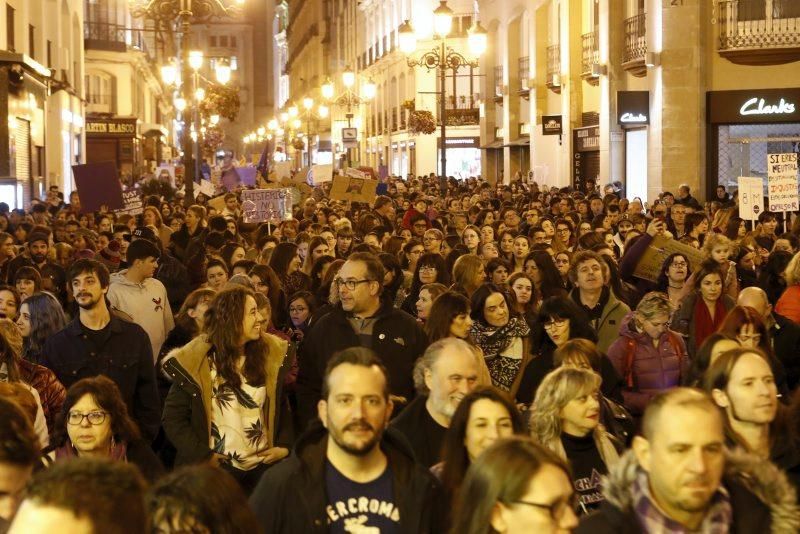 Fotogalería del 8-M en Zaragoza