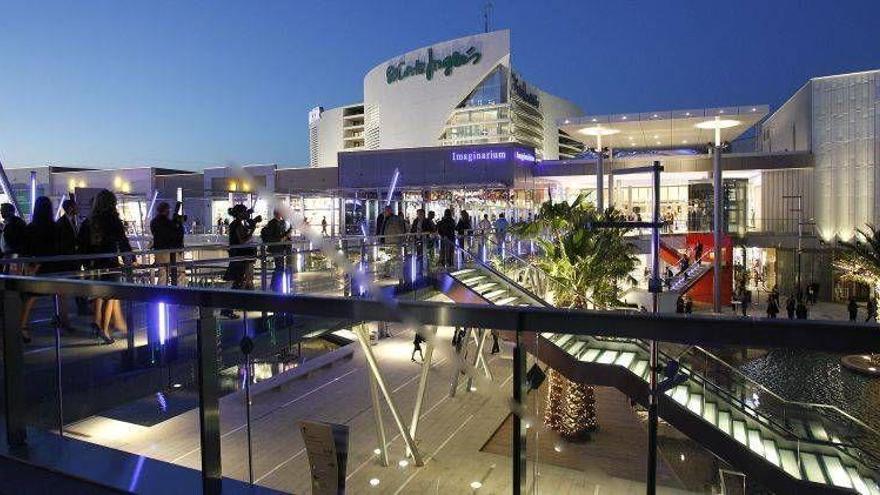 Intu Puerto Venecia denuncia que el cambio de festivos puede suponer pérdidas de hasta el 7%