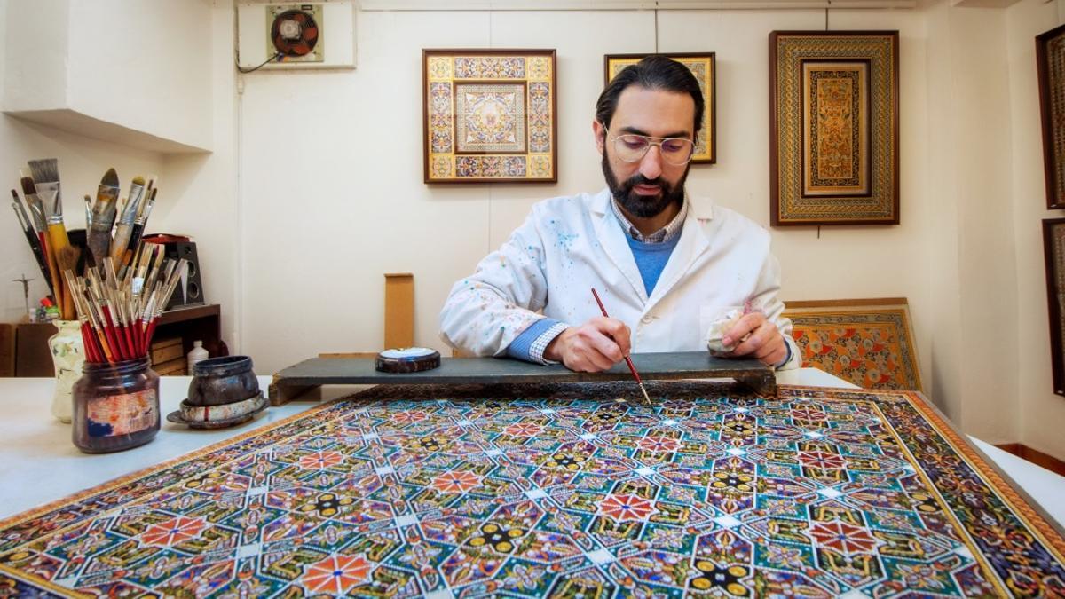 José Carlos Villarejo trabaja en una de sus obras.