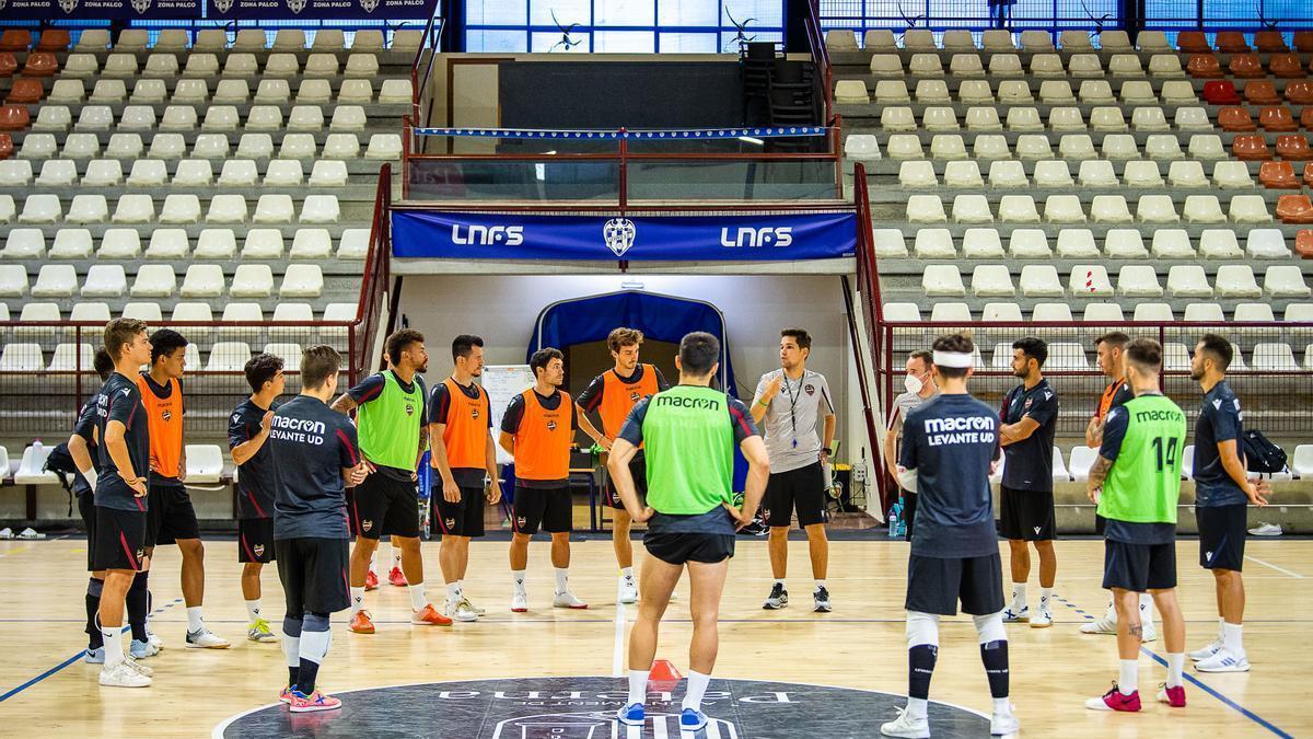 Entrenamiengto del Levante UD FS