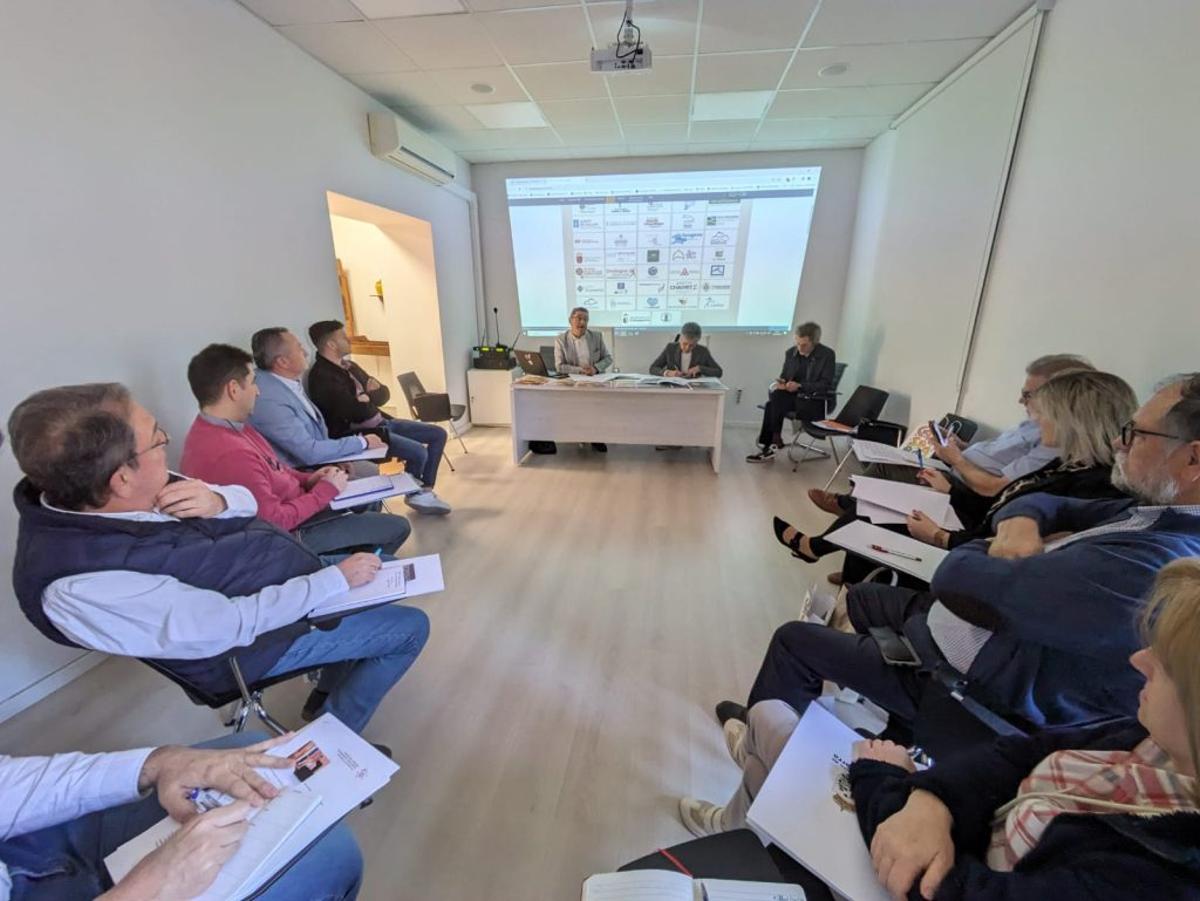 Reunión de coordinación del simposio internacional del 19 al 22 de noviembre.
