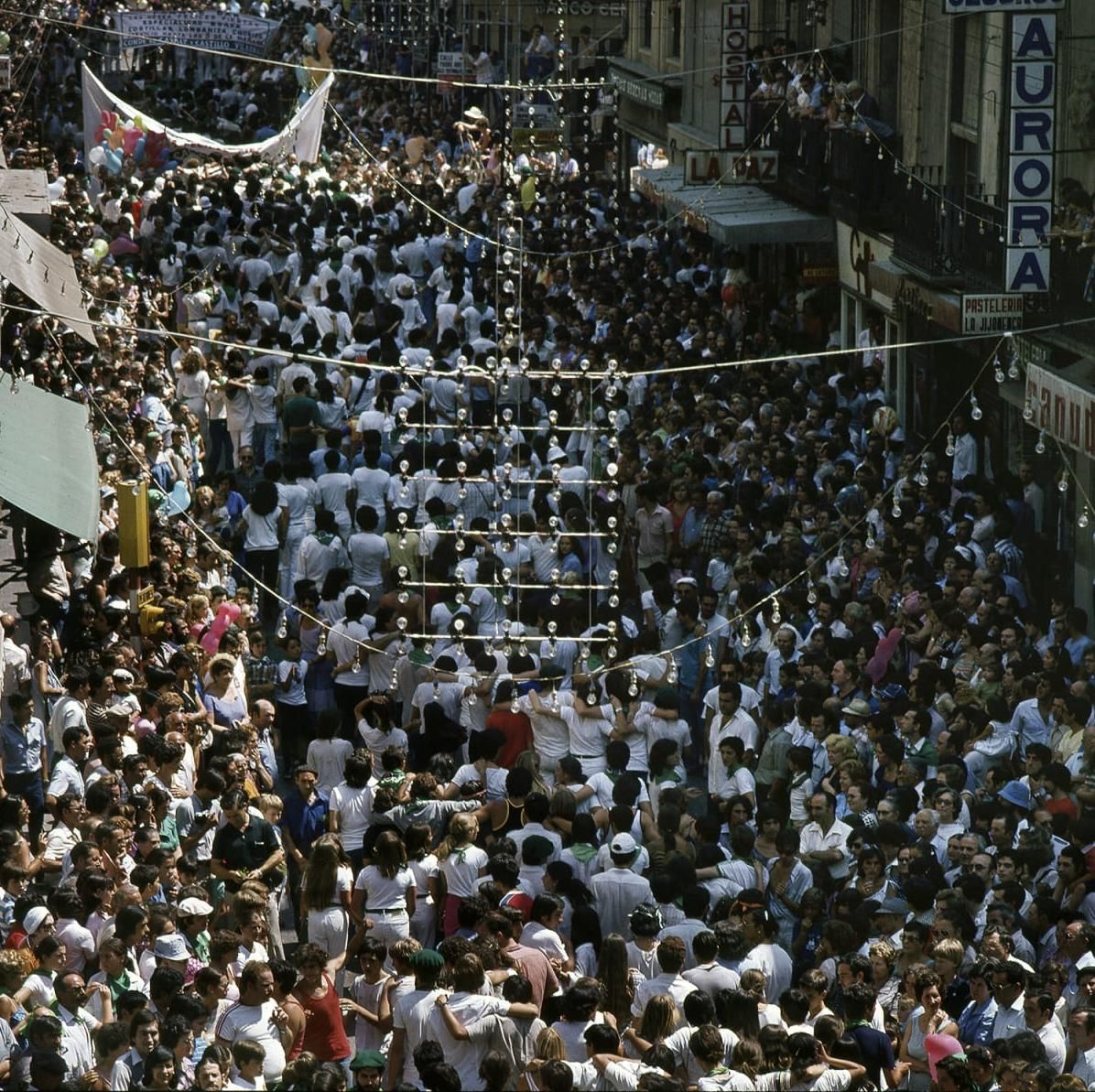 Comienzo de las Fiestas de San Lorenzo en la plaza de la Catedral, el 9 de agosto de 1980.