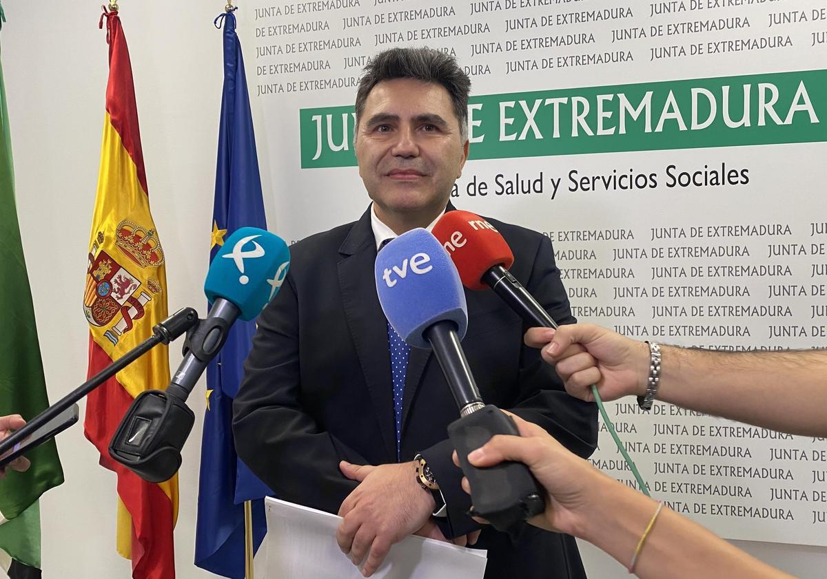 El director gerente del SES, Jesús Vilés, este jueves en Mérida.