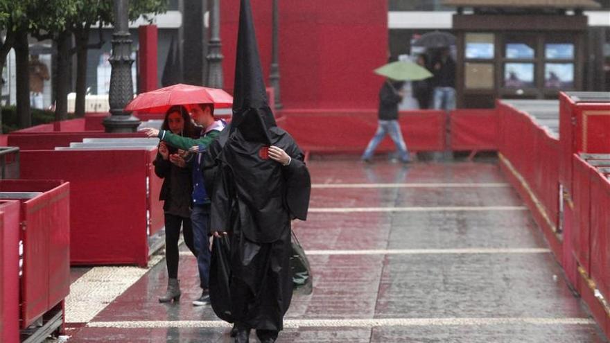 La Aemet garantiza predicción &quot;gratuita&quot; a cofradías y hermandades