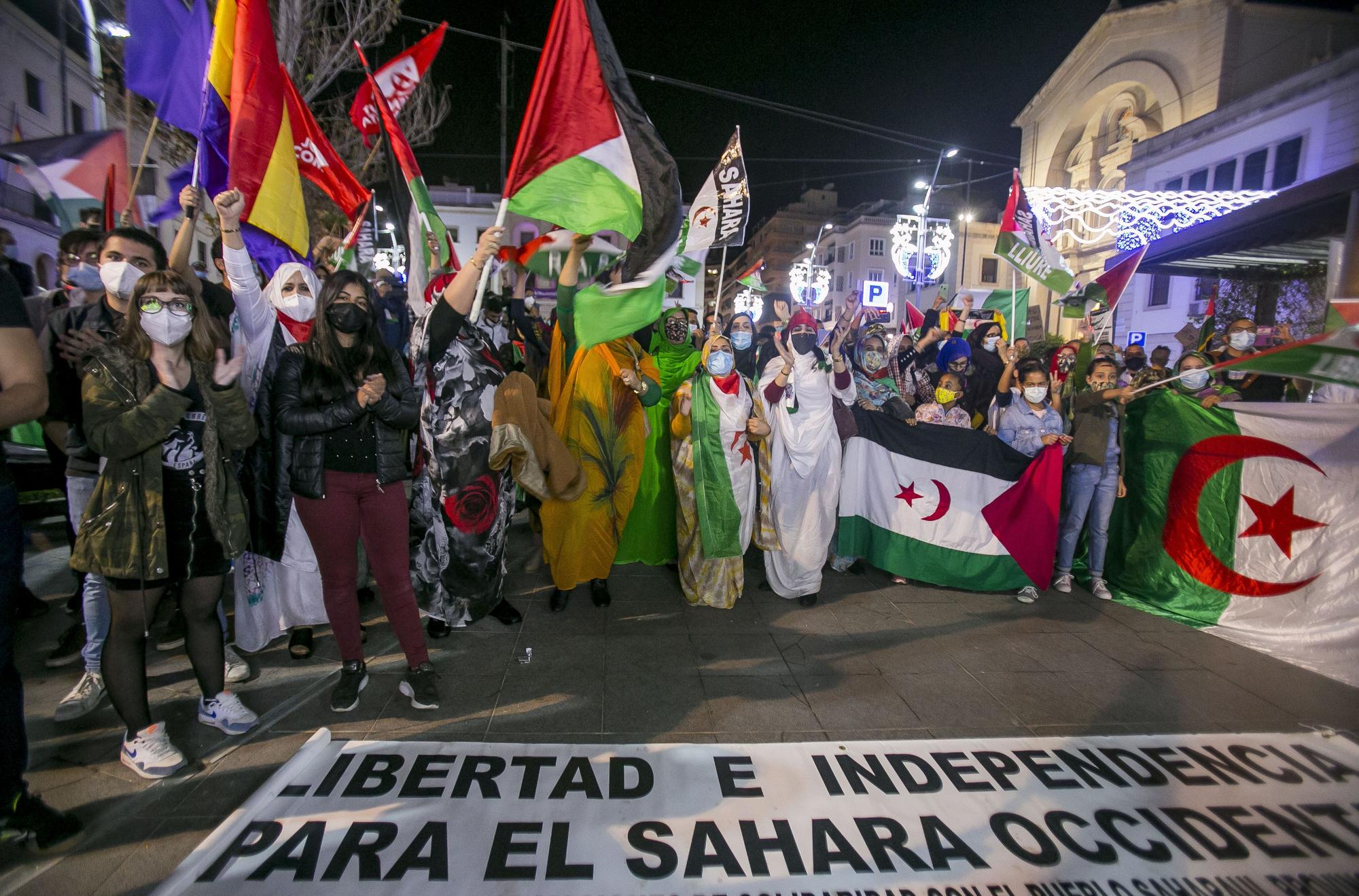 Más de 300 personas incumplen las medidas en una concentración de apoyo al pueblo saharaui