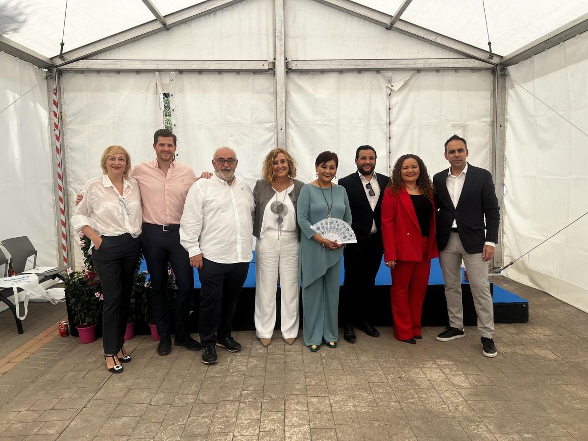 Ana Paz y algunos de los profesionales de HCB Calpe