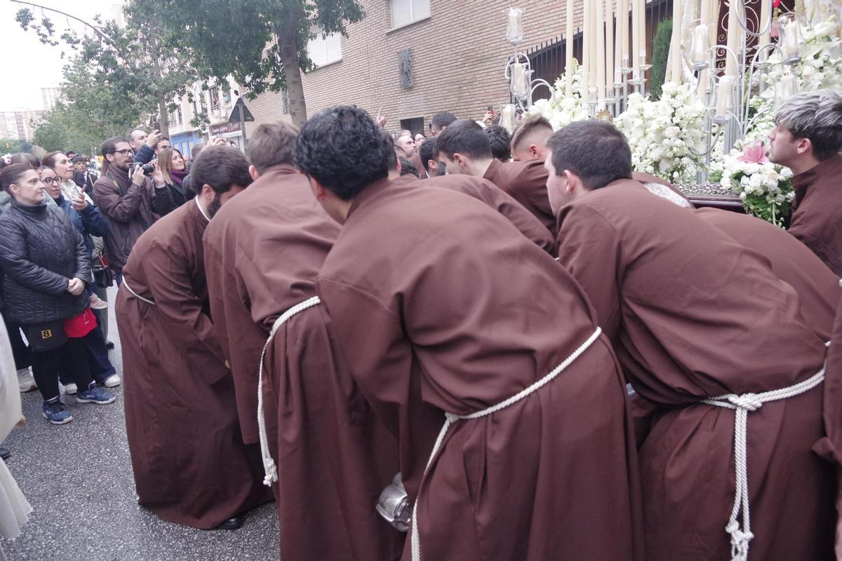 Procesión de la Virgen de las Lágrimas del Carmen de Huelin, en imágenes