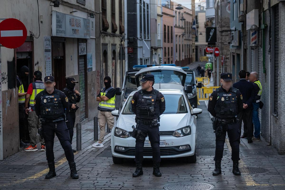 Operación contra un club cannábico ilegal en Santa Cruz