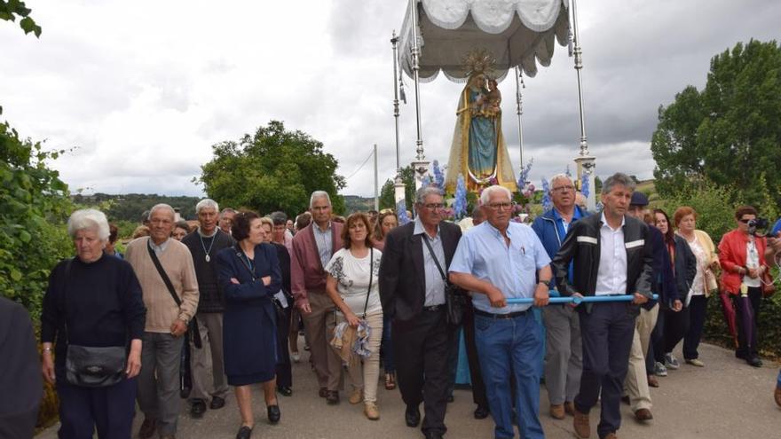 Procesión de la Virgen de la Salud en Alcañices