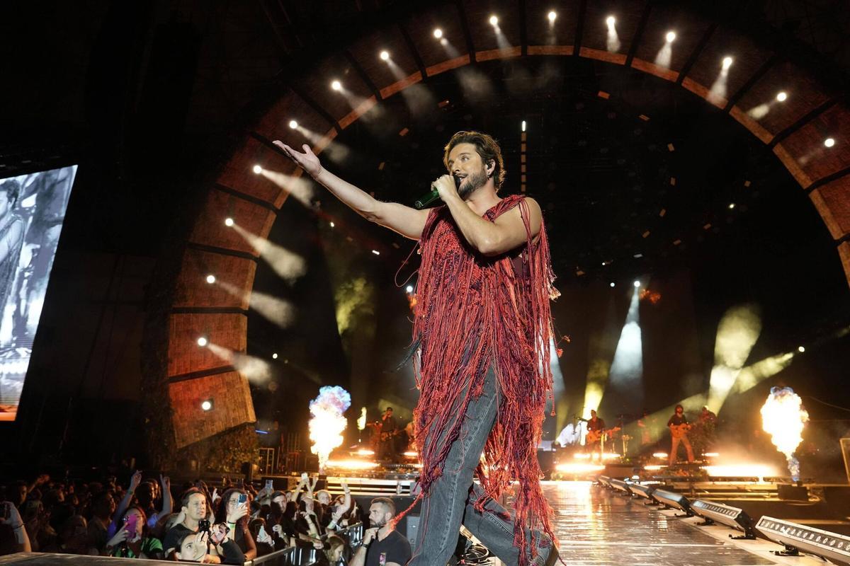 Manuel Carrasco toca en el Palau Sant Jordi dentro de su gira Salvaje
