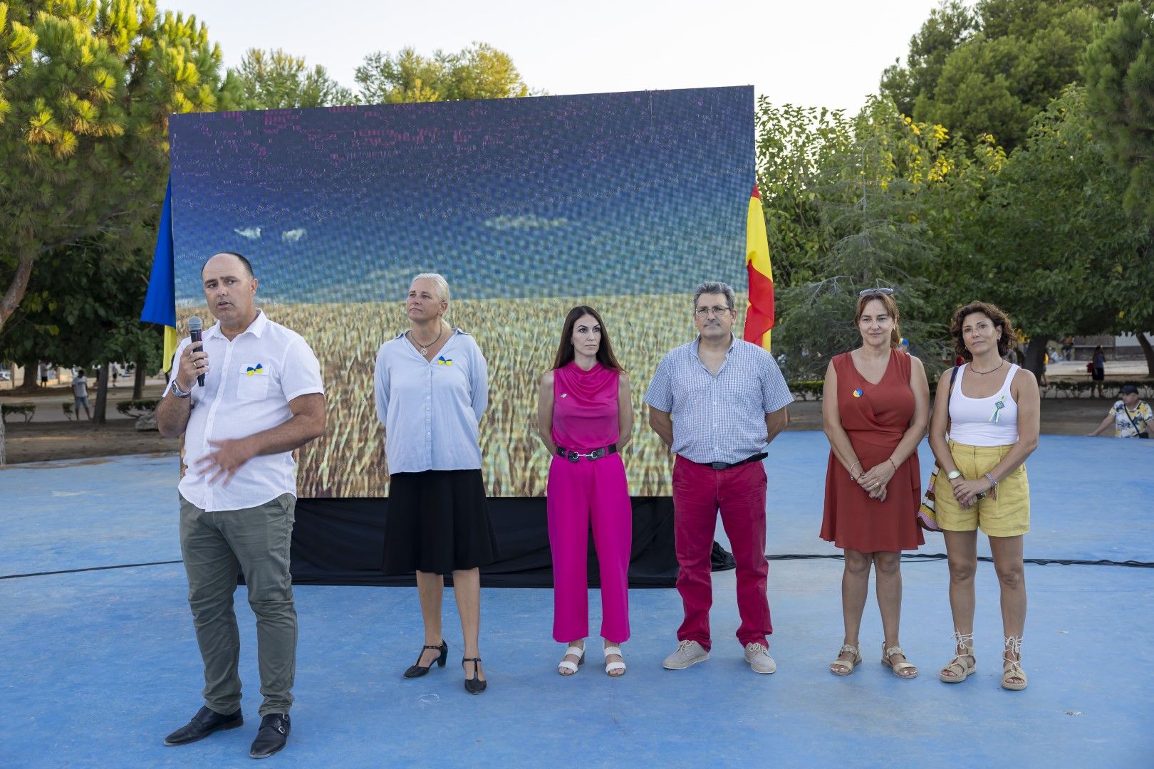 Celebración del aniversario de la independencia de Ucrania en las calles de Torrevieja y el Parque de las Naciones