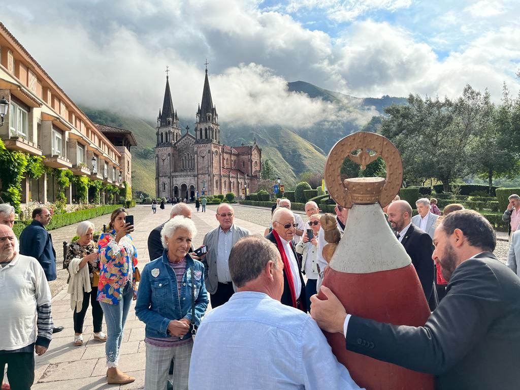 Mensajeros de la Paz celebra su 60 cumpleaños en Covadonga