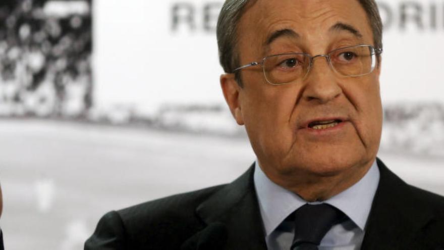 Los problemas se agolpan alrededor de Florentino Pérez.