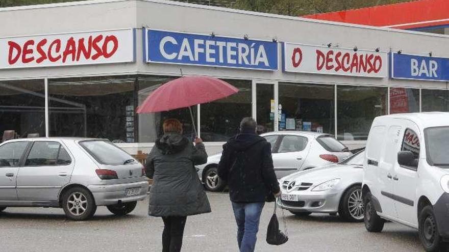 Exterior del bar donde tuvo lugar el suceso. // Santos Álvarez