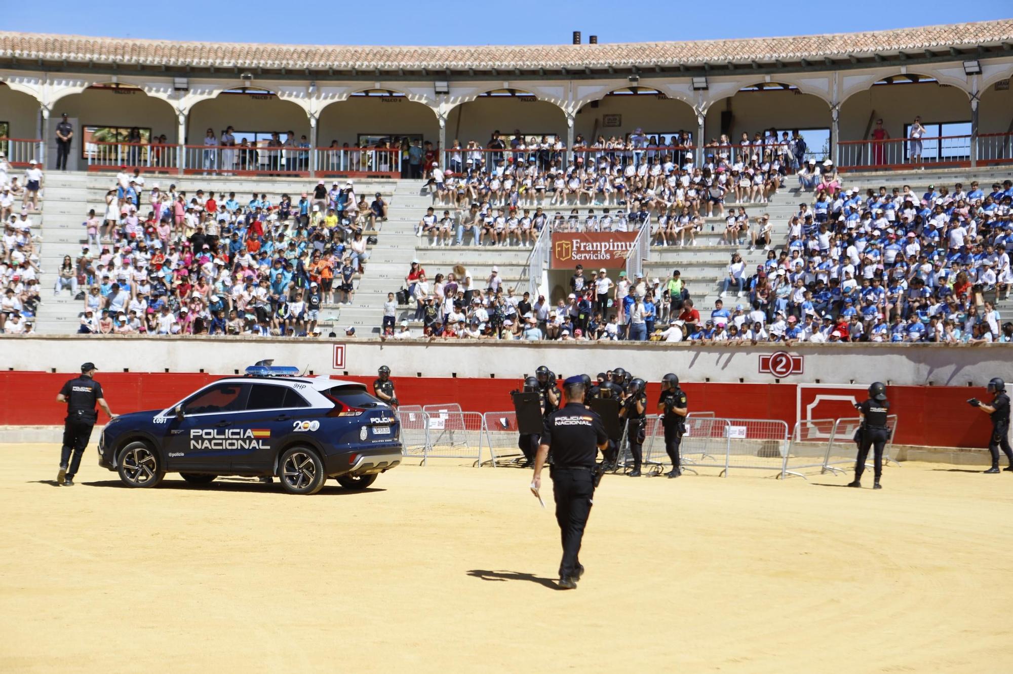 Ehibición policial en Lorca por su 200 aniversario