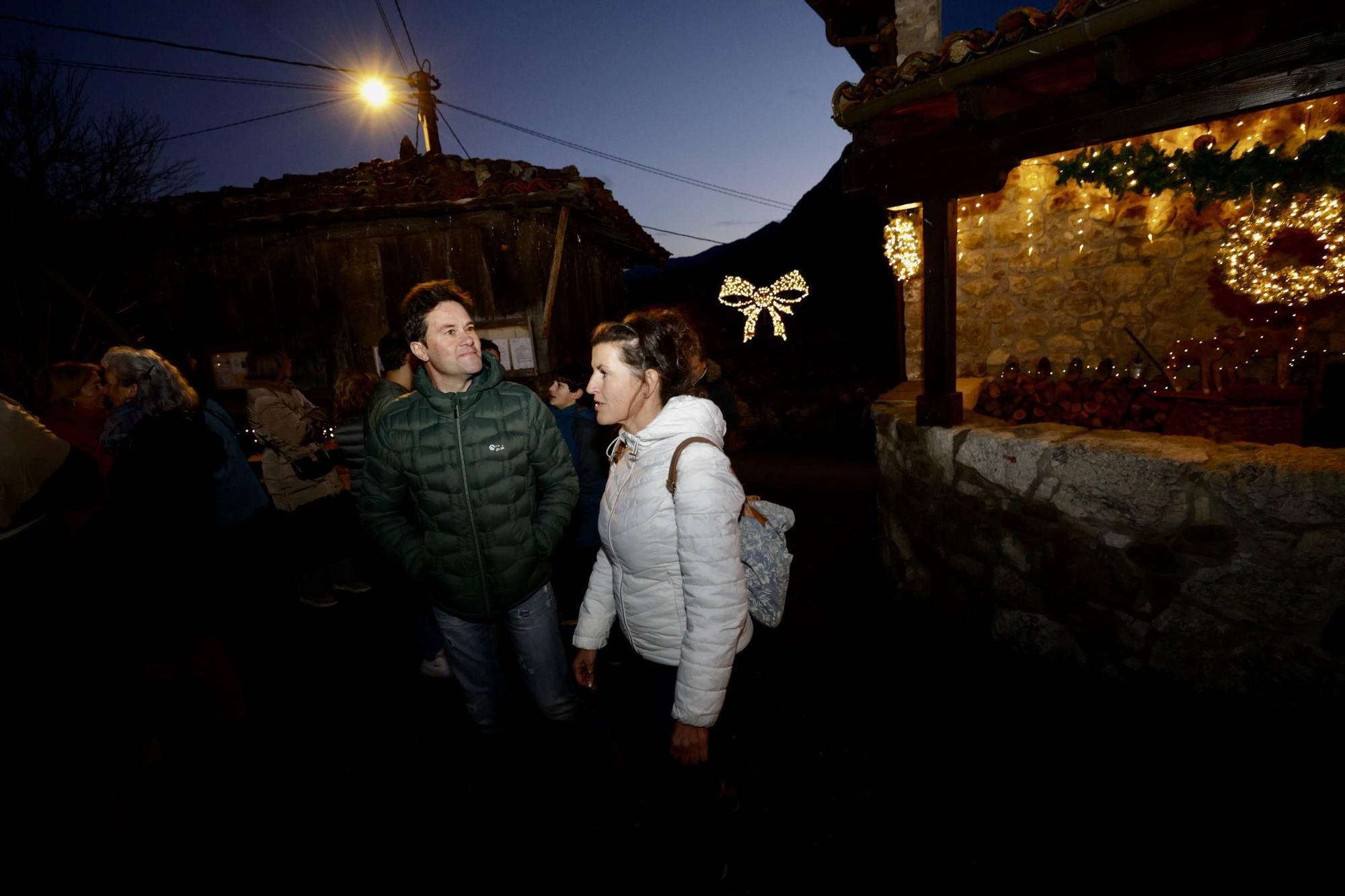 EN IMÁGENES: Así ha sido el encendido de luces en Aciera