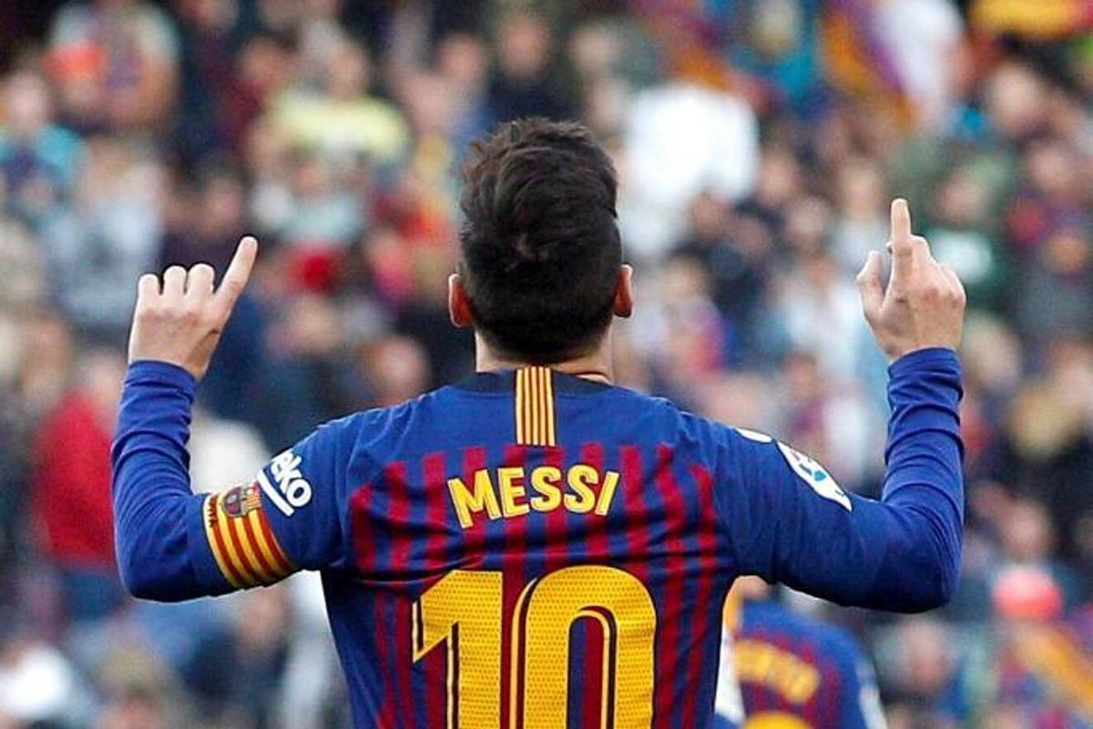 Leo Messi celebra un gol con la camiseta del FC Barcelona.
