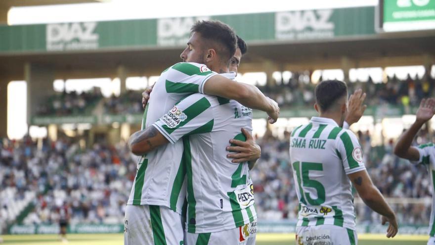 El Córdoba CF gana al Mérida en un partido con poca historia (2-1)
