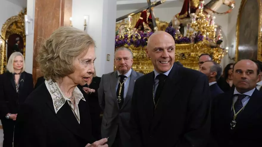 Vídeo | La reina Doña Sofía en la Capilla de los Marineros