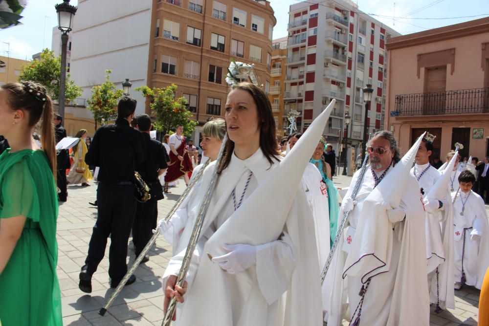 El Caragol, último acto de la Semana Santa Marinera en la Plaza de la Cruz