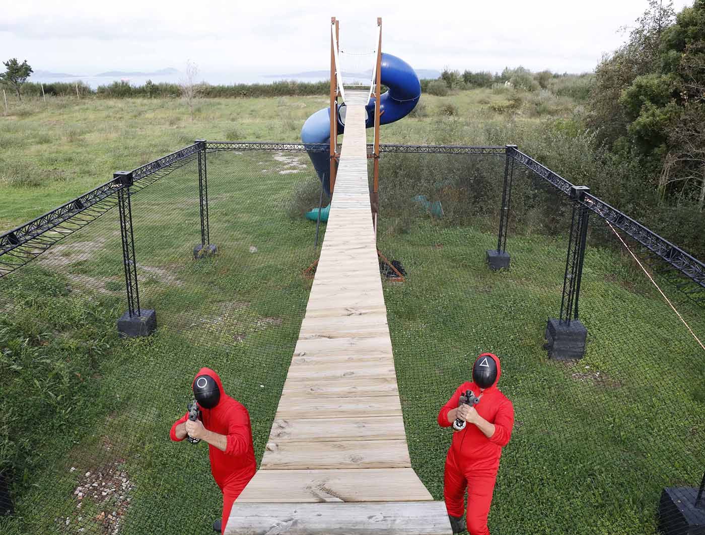 Ricardo y Luis Terrón en las instalaciones del monte vigués