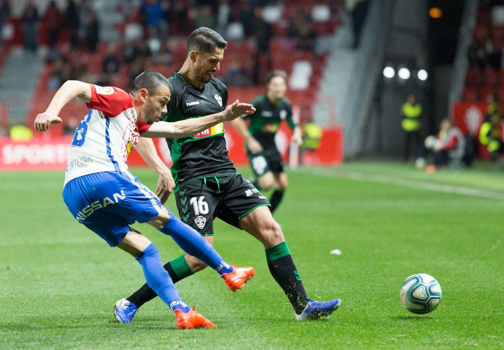 Un momento del Sporting de Gijón-Elche