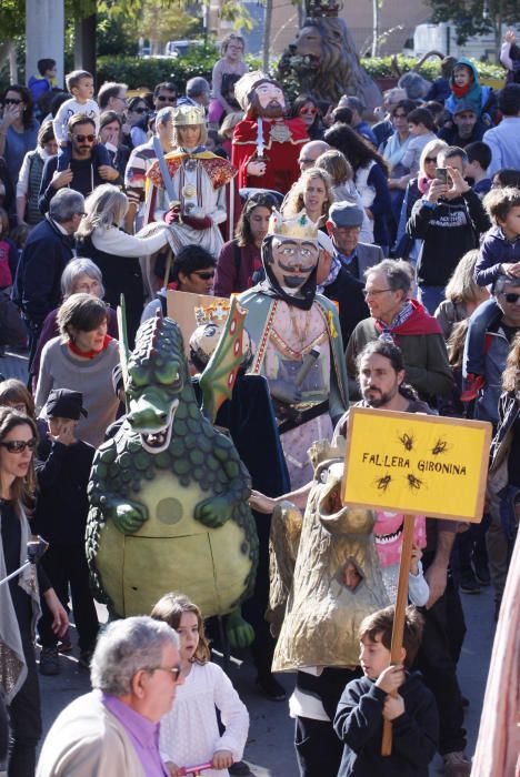 Cercavila gegantera de Fires de Girona