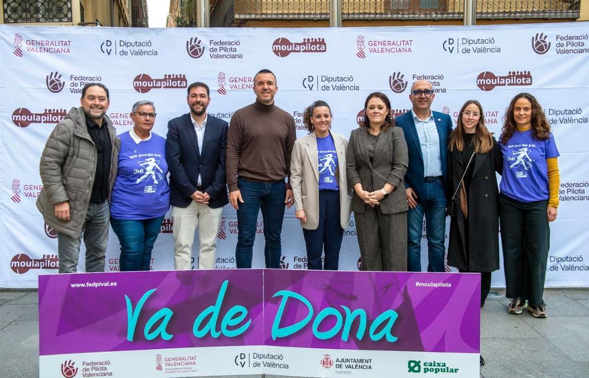 Autoridades en el evento