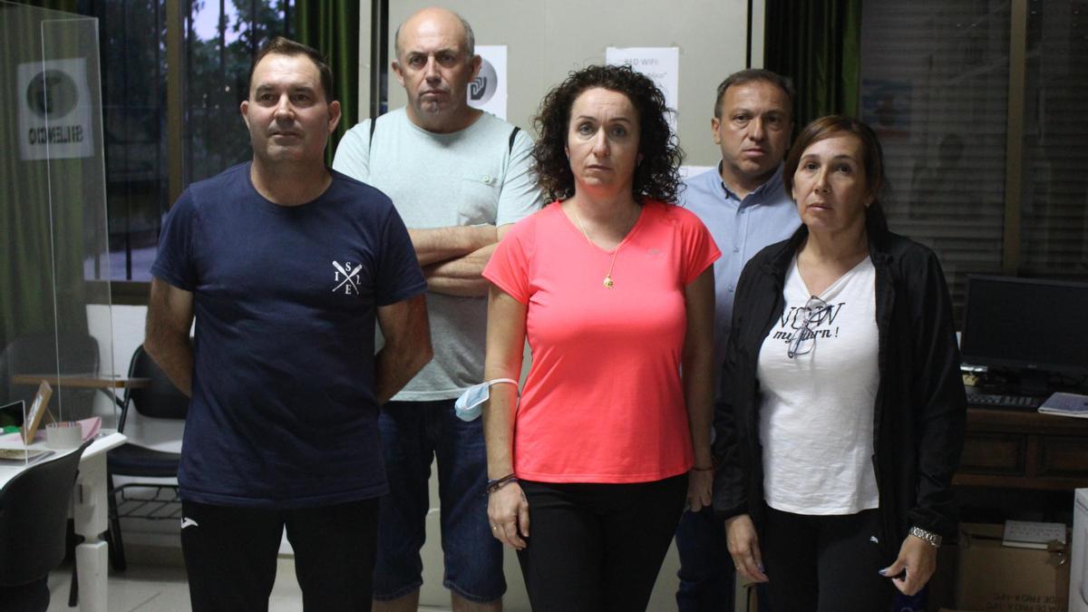 Algunos de los damnificados por el presunto fraude bancario de Las Navas del Selpillar.