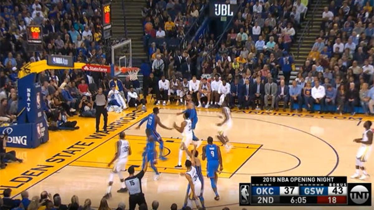 Curry cocina a los Thunder