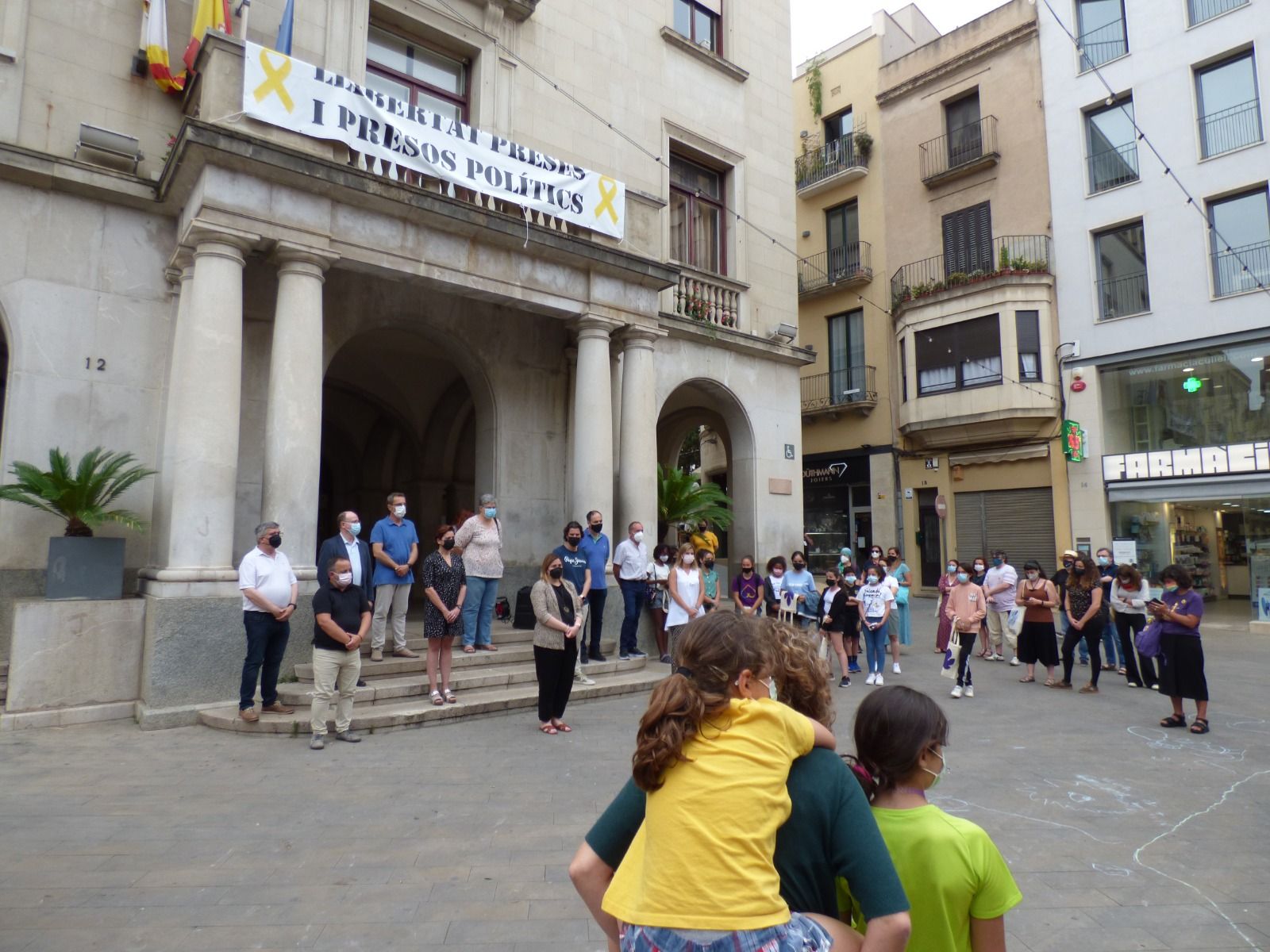 Minut de silencia a Figueres contra les violències masclistes