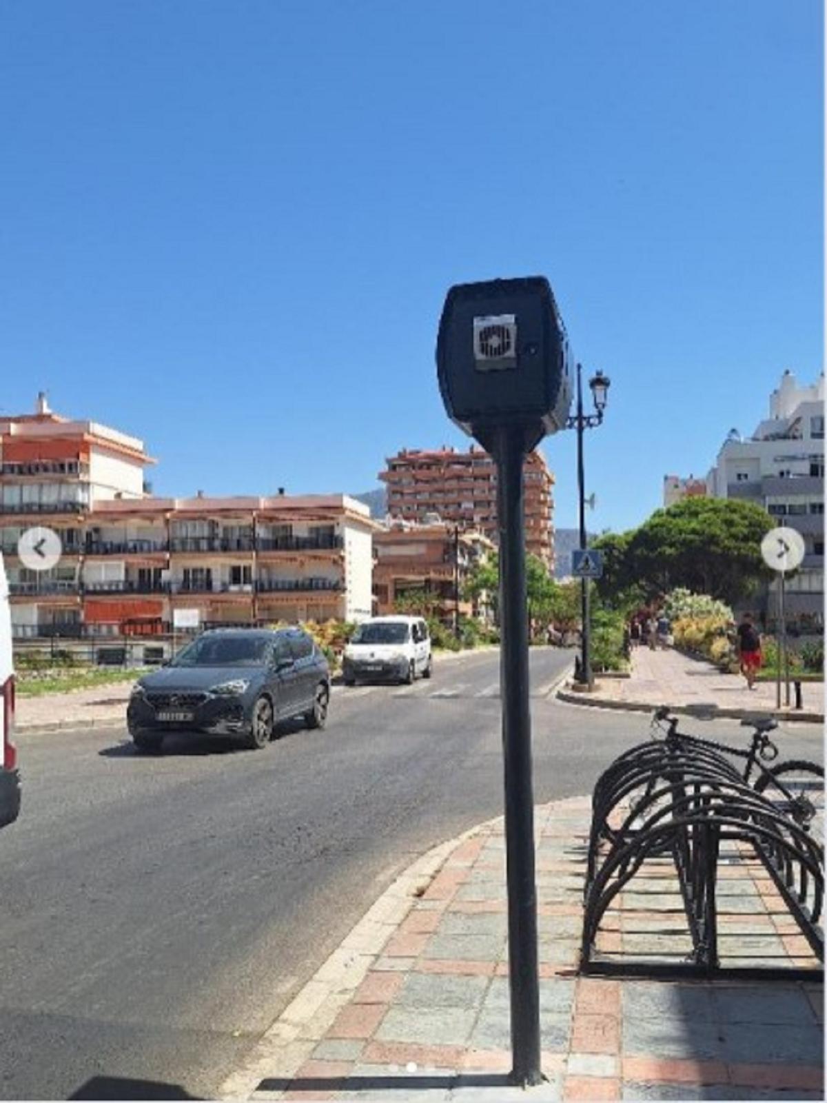 Los tres nuevos radares de Fuengirola se unen a los tres que ya había instalados en la ciudad.