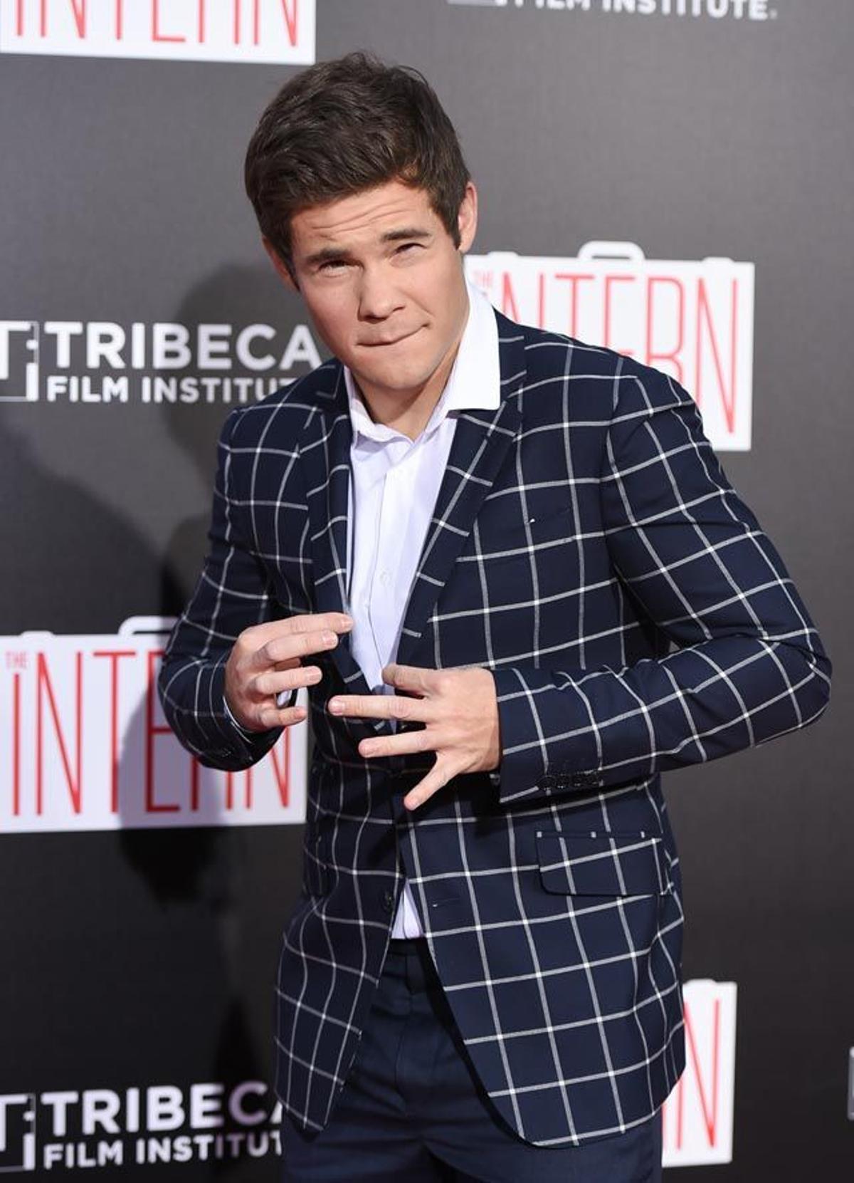 Adam Devine, en el estreno de 'The Intern' en Nueva York