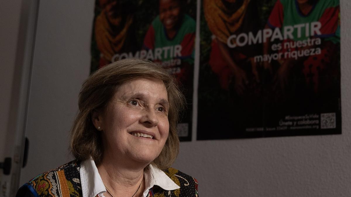 Charo Hernández-Mora, voluntaria de Manos Unidas en su visita a Alicante