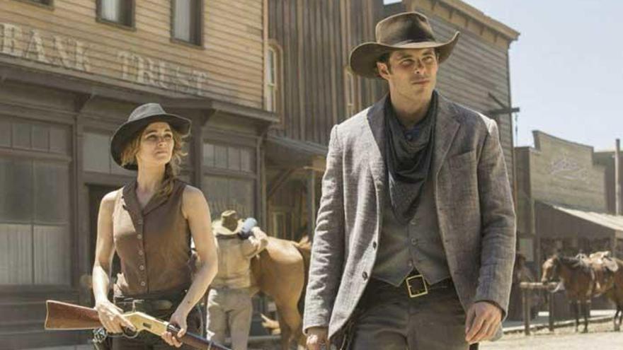 James Marsden y Evan Rachel Wood, en &#039;Westworld&#039;.