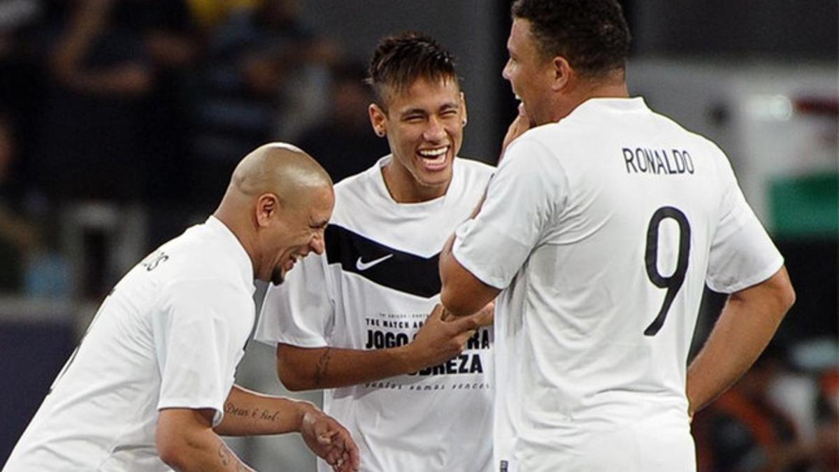 Neymar es el mejor según Roberto Carlos