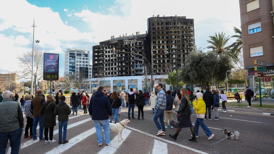 Surgen cuentas falsas para captar dinero de donaciones a los afectados del incendio de València