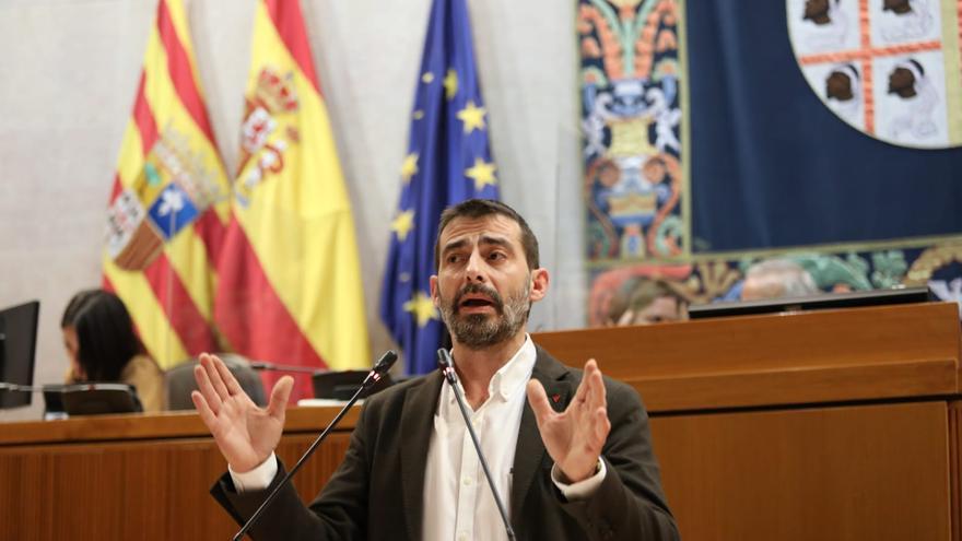 IU alerta de la &quot;creciente desigualdad&quot; en Aragón y exige intervenir al Gobierno