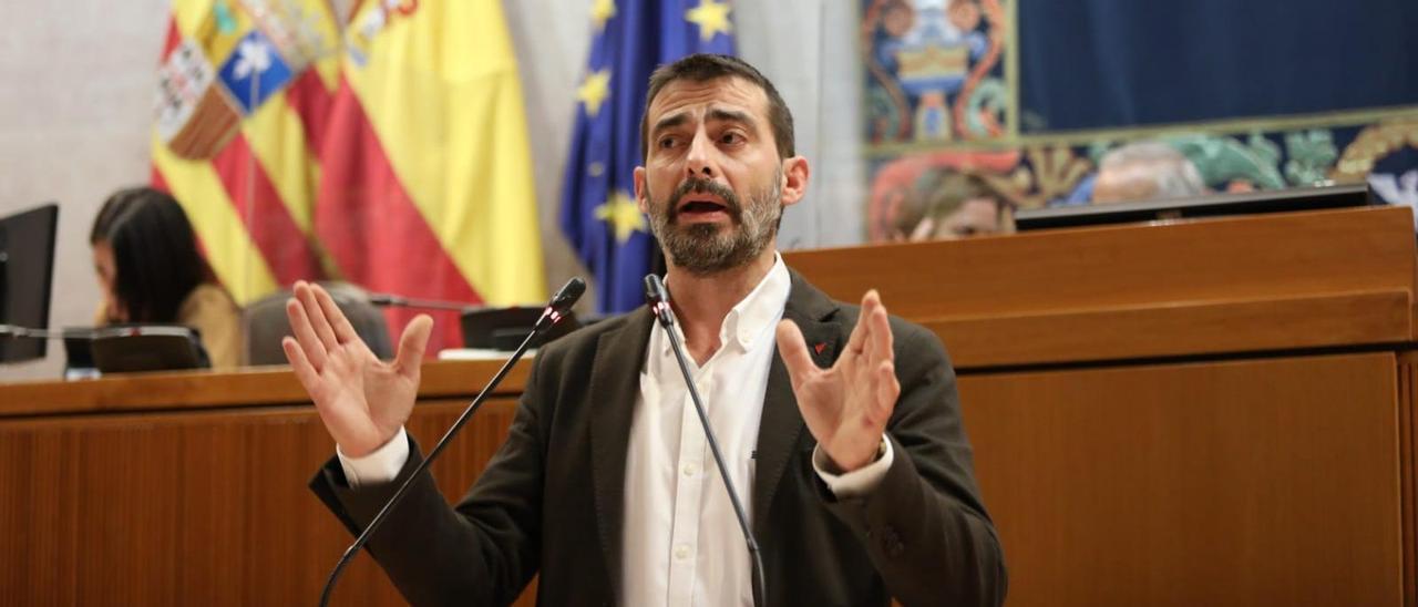 El coordinador autonómico y portavoz de IU en las Cortes, Álvaro Sanz.